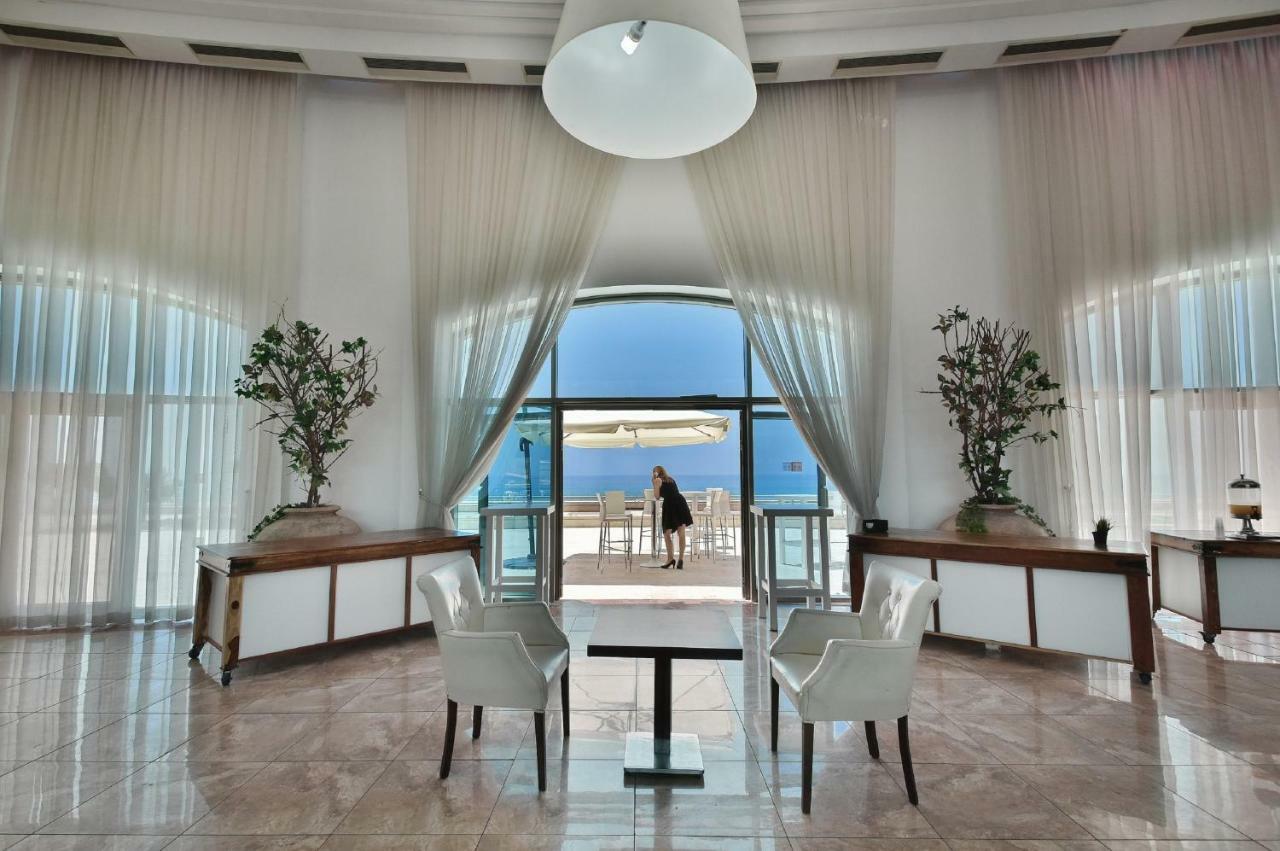 Laguna Beach Apartments Haifa Esterno foto